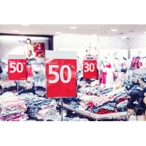 服务机器人“攻占”零售业 搭载RFID技术一展身手